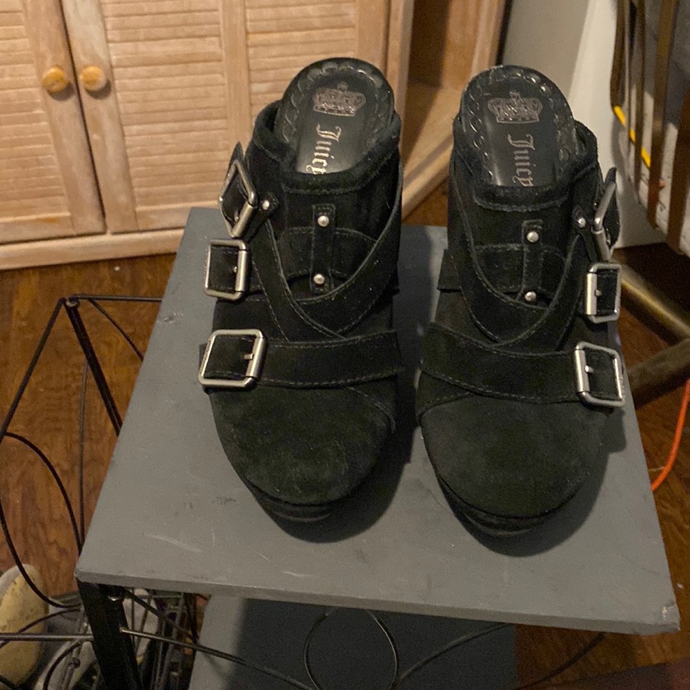 Juicy couture clogs